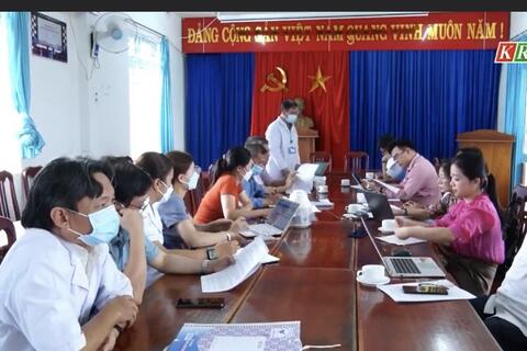 Viện Vệ sinh Dịch tễ Tây Nguyên làm việc tại huyện Đăk Hà