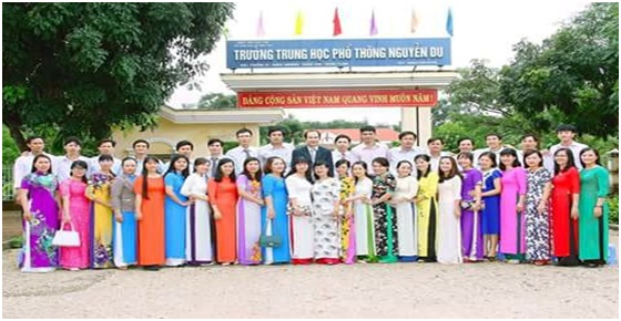 Trường THPT Nguyễn Du -10 năm xây ước mơ từ sỏi đá