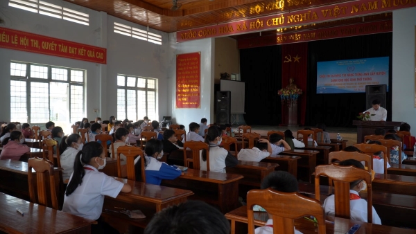 Cuộc thi tài năng tiếng anh cấp huyện Đăk Hà năm học 2021 - 2022